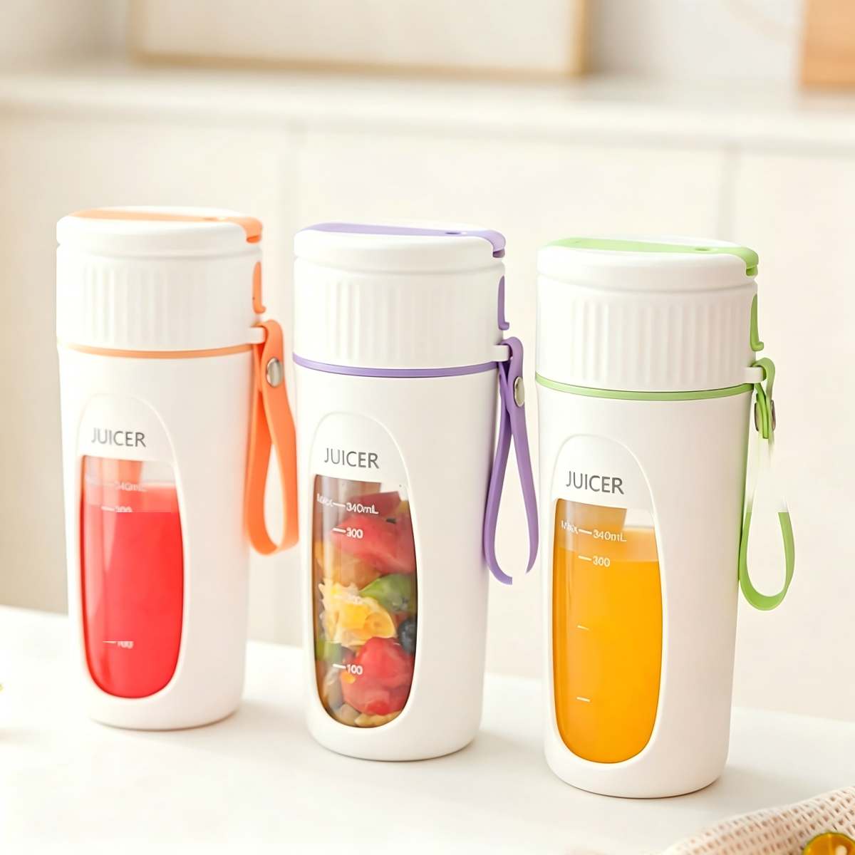 Portable Rechargeable Juicer Small Fruit Juice Cup Multifunctional Juicer for Students and Home Use